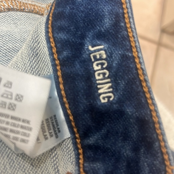 American Eagle Super Stretch Skinny Jeans 2 - Picture 3 of 4